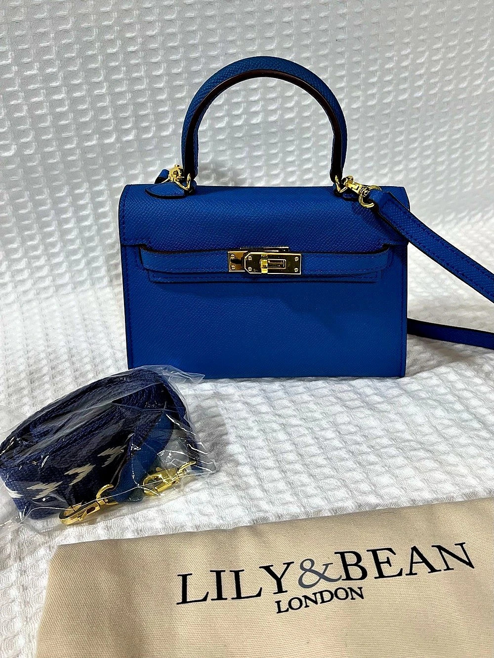 Lily & Bean Cobalt Blue Mini Hettie Bag **Like NEW**